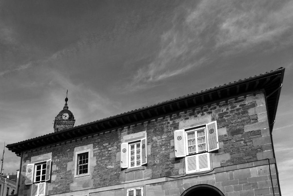 La Casa De Los Arquillos Віторія-Гастейс Екстер'єр фото